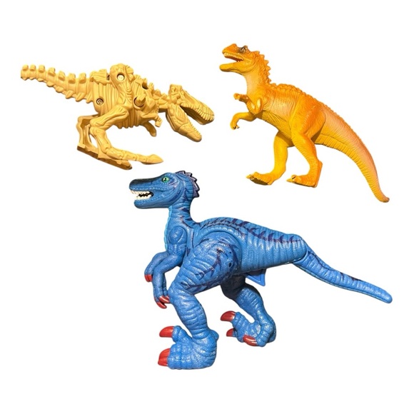 Lot of 3 Dinosaurs Figurines - Picture 1 of 8
